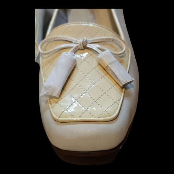 Enzo Angiolini Leather Two-tone Loafers - Picture 3 of 11